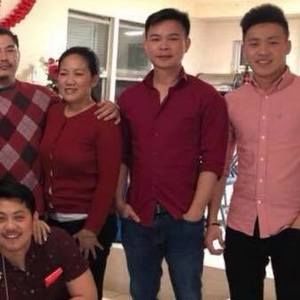 Meet your Posher, Hoang